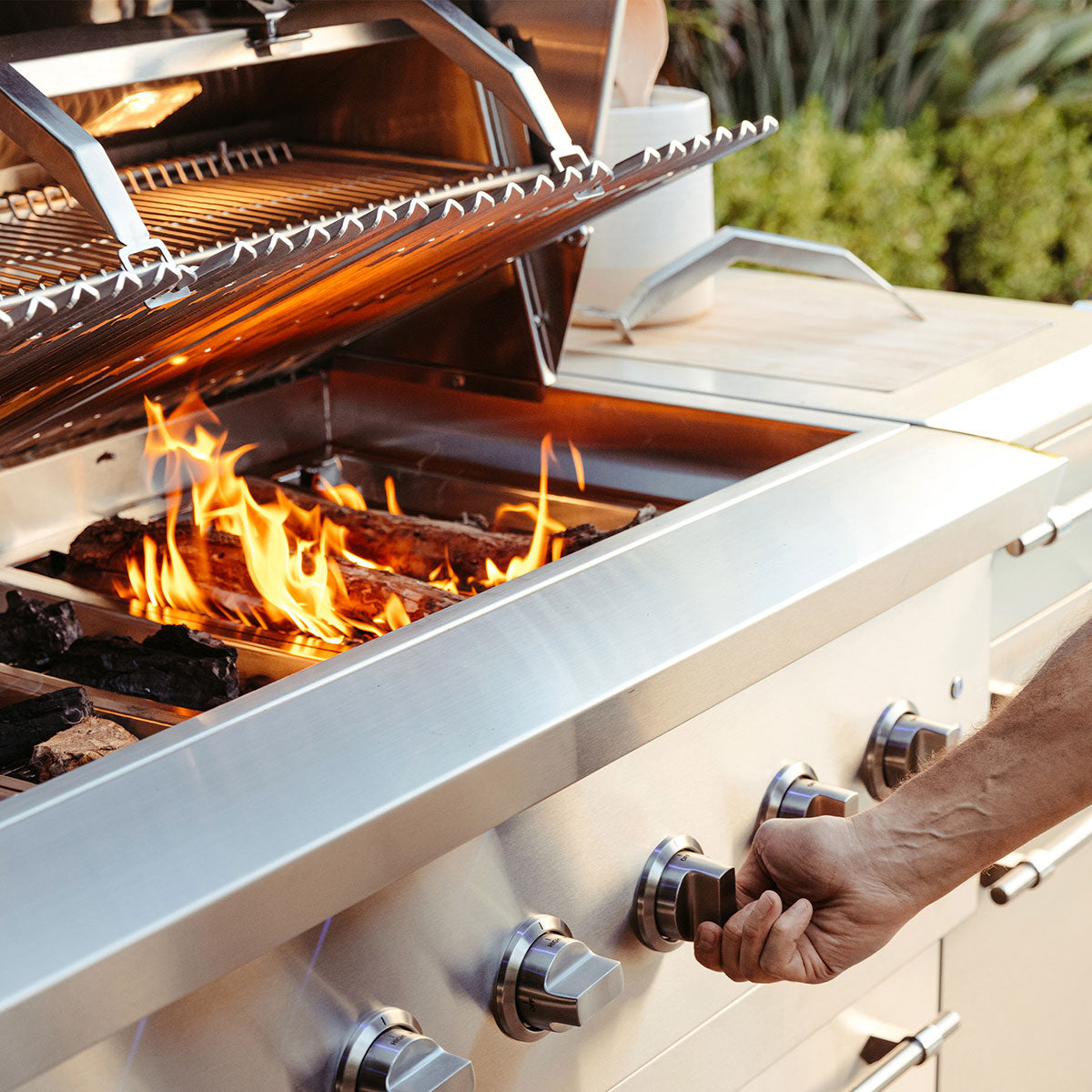 Encore Hybrid Series Grill – American Made Grill – 110,000-176,000 BTU, Multi-Fuel, 36”-54”